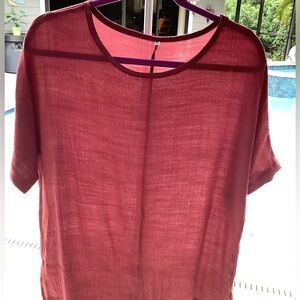 EUC, Women’s short sleeve, light weight Pink top. 1XL.